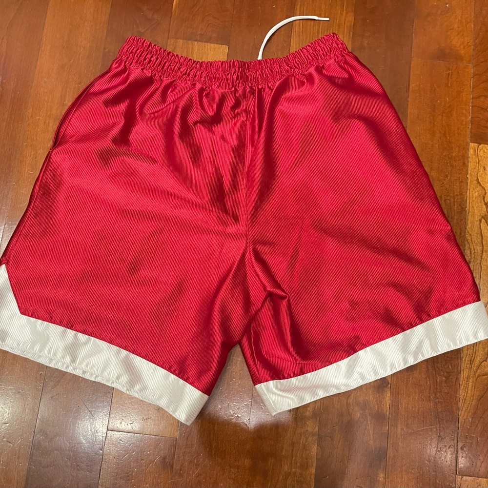 NIKE Men’s Basketball Shorts XL - Picture 5 of 7